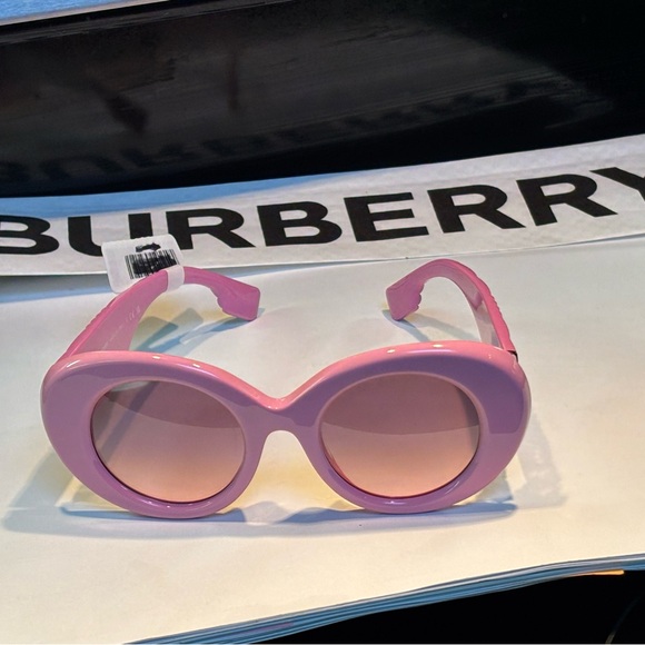 Burberry BE4370-U 4029/5M Pink Margot Round Sunglasses - Picture 4 of 13